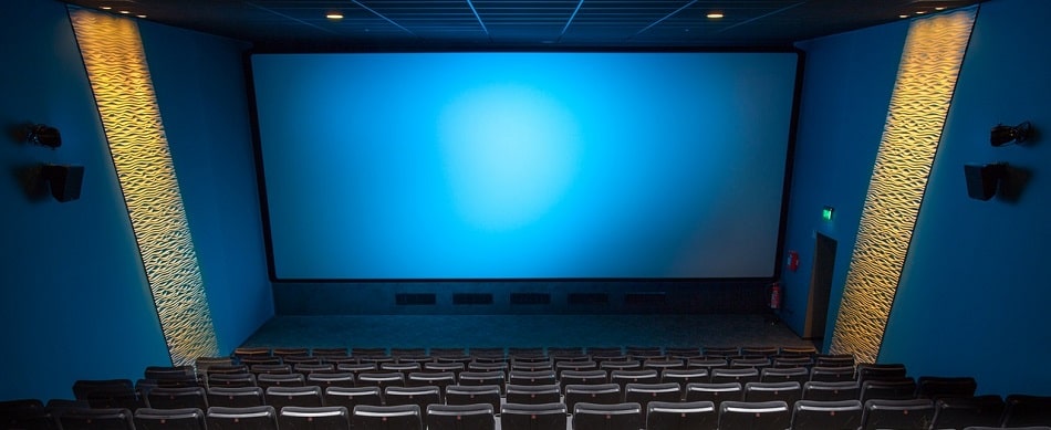 what kind of projectors do movie theaters use