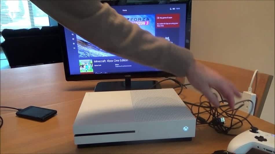 how to connect xbox one to tv without hdmi port