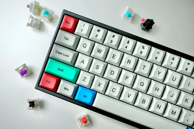 how to remove keycaps without tool